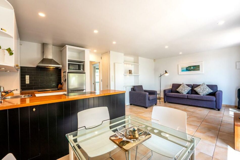 1 Bedroom Apartments – Living / Dining